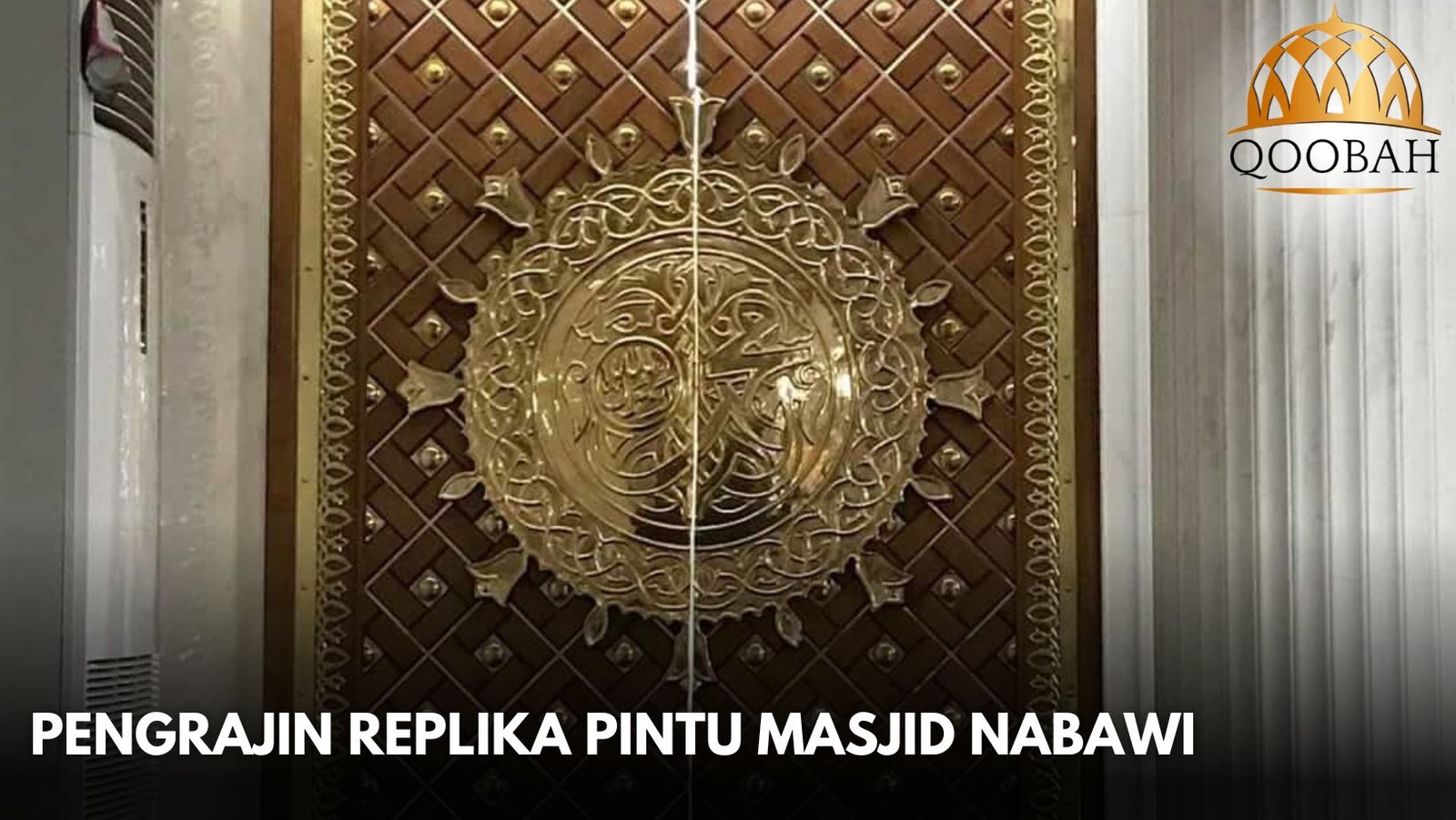 Pengrajin Replika Pintu Masjid Nabawi
